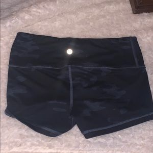 Lululemon spandex shorts